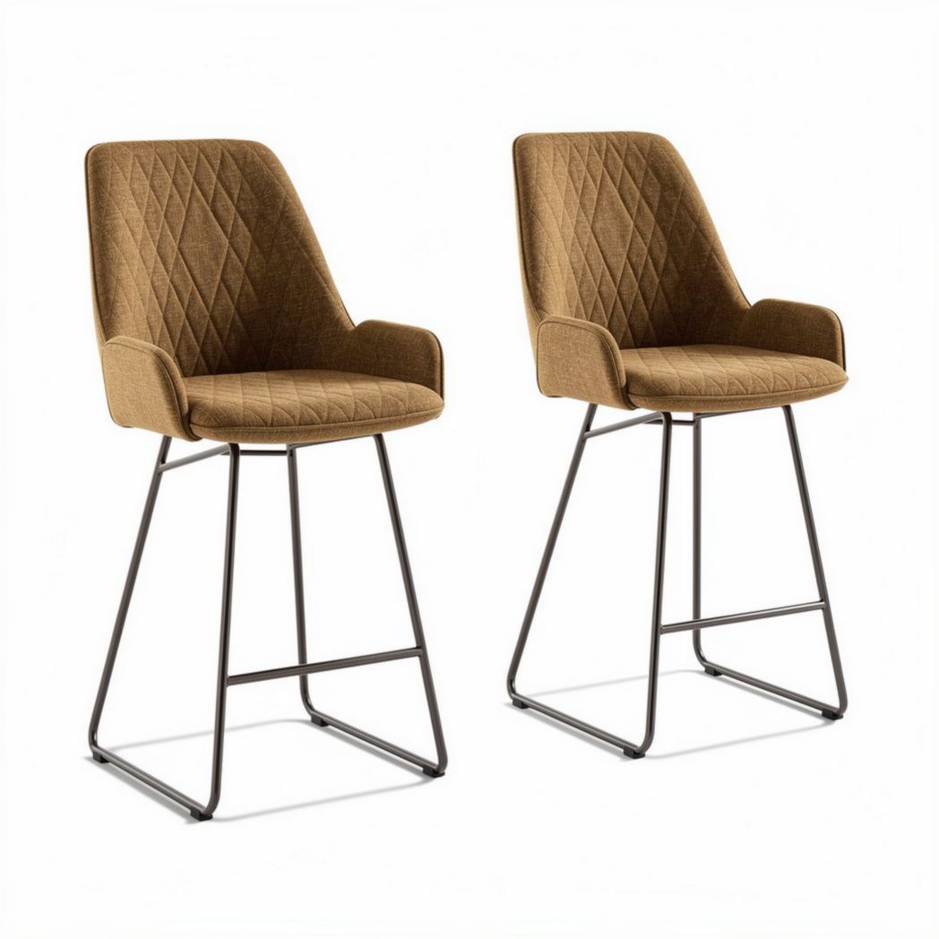 Chaises de bar en tissu matelassé couleur chêne et métal noir hauteur 100cm