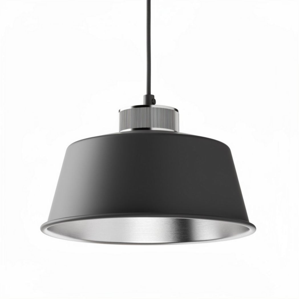 Suspension en métal noir avec abat-jour argenté diamètre 30cm hauteur 15cm